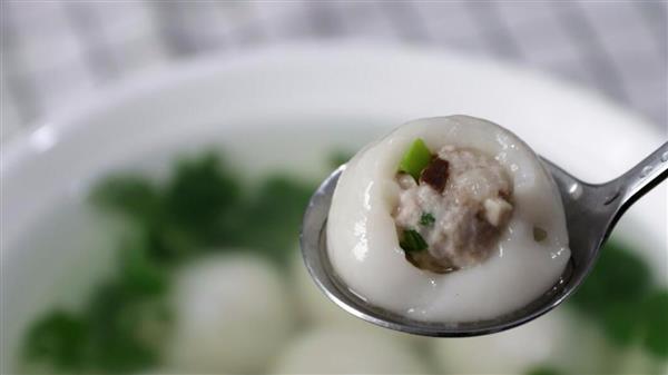 5顆熱量＝1碗飯　營養師揭鹹、甜湯圓最佳吃法：選對時間點很重要