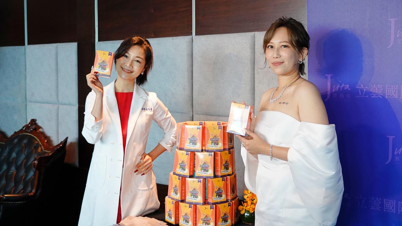 恭喜#康唐籤旨膠囊代言人瑪菲司！