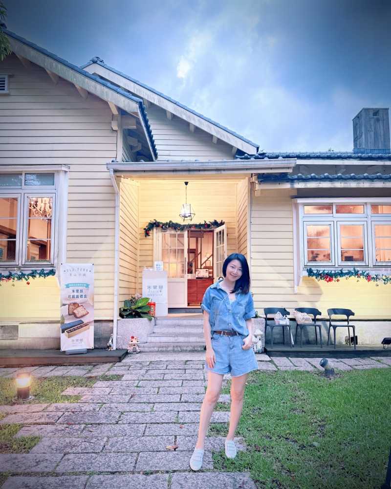 只要有空，我喜歡到戶外走走～ #余朱青