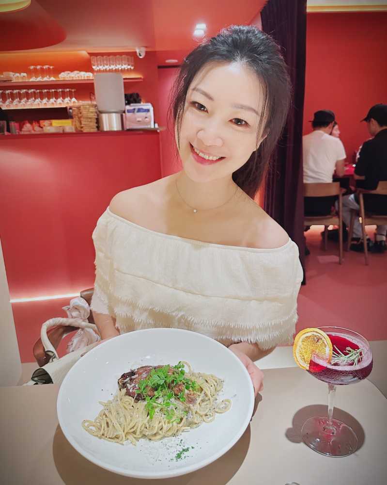 網美餐廳不只餐點好吃調酒更是一絕!! #嵩SUNG