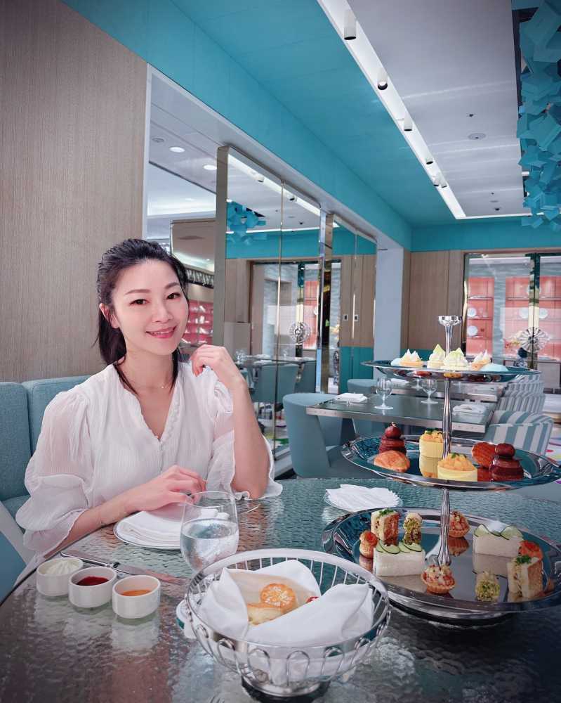 「 The Tiffany Blue Box Cafe 」真的超夢幻～